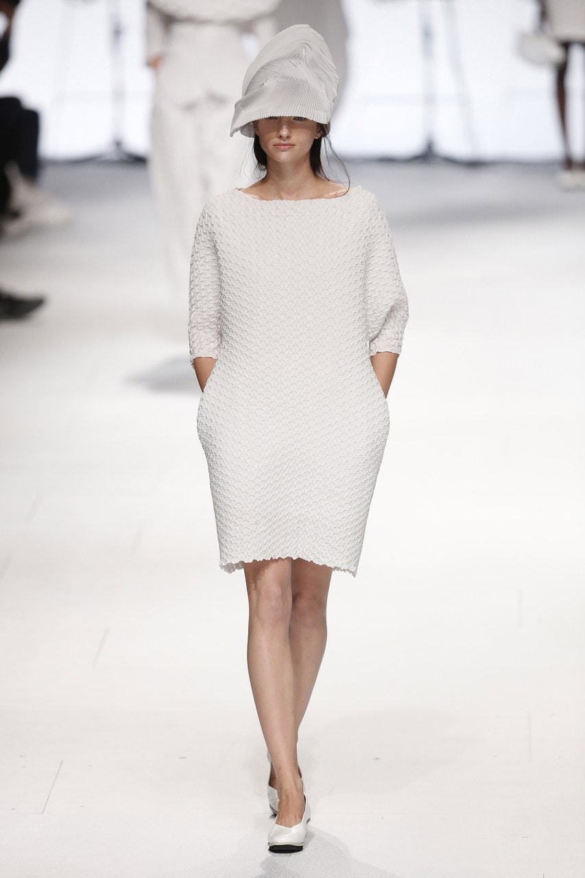 Paris Fashion Week Primavera/Estate 2015 Miyake 